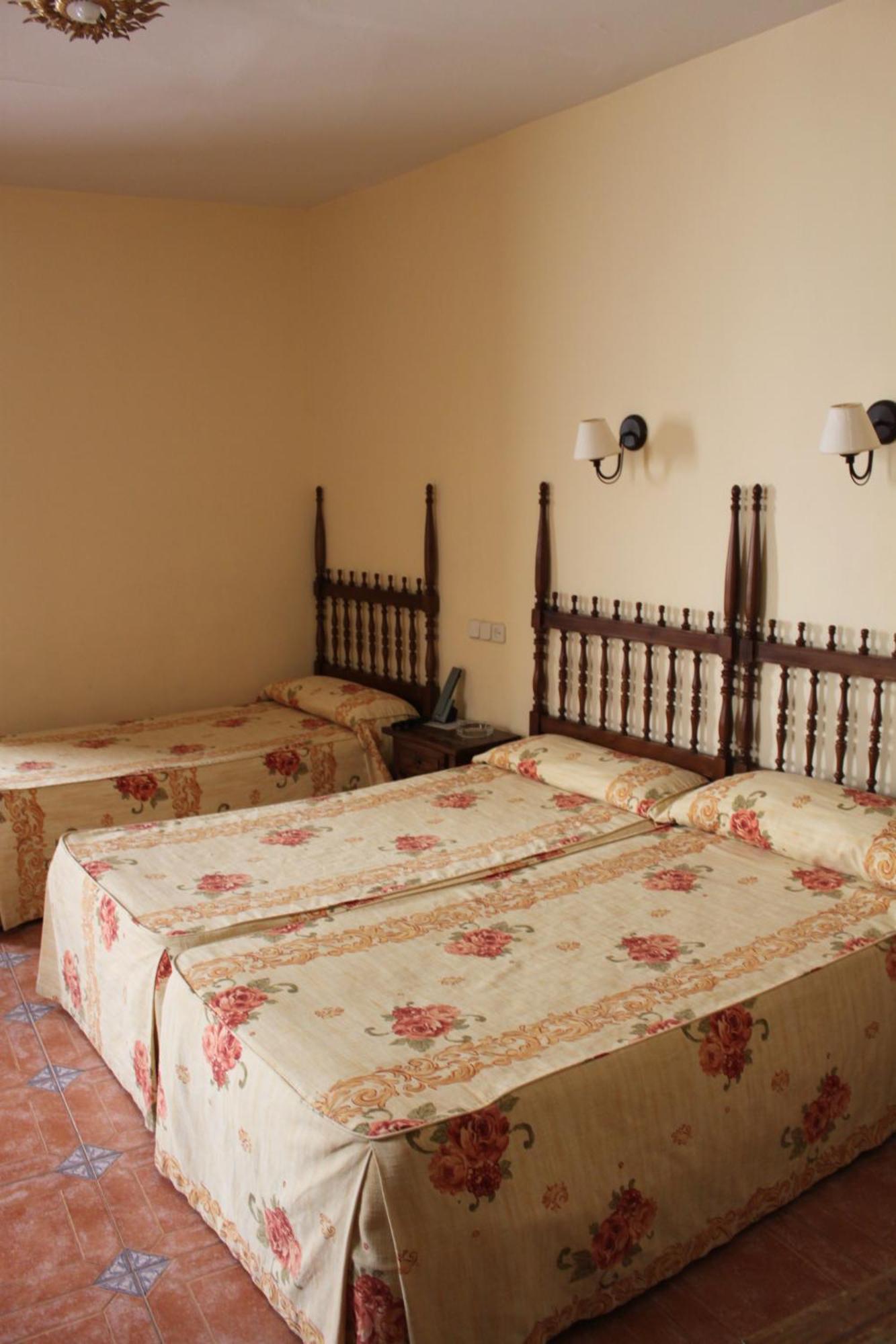 Hotel Rey Nino Ávila Luaran gambar